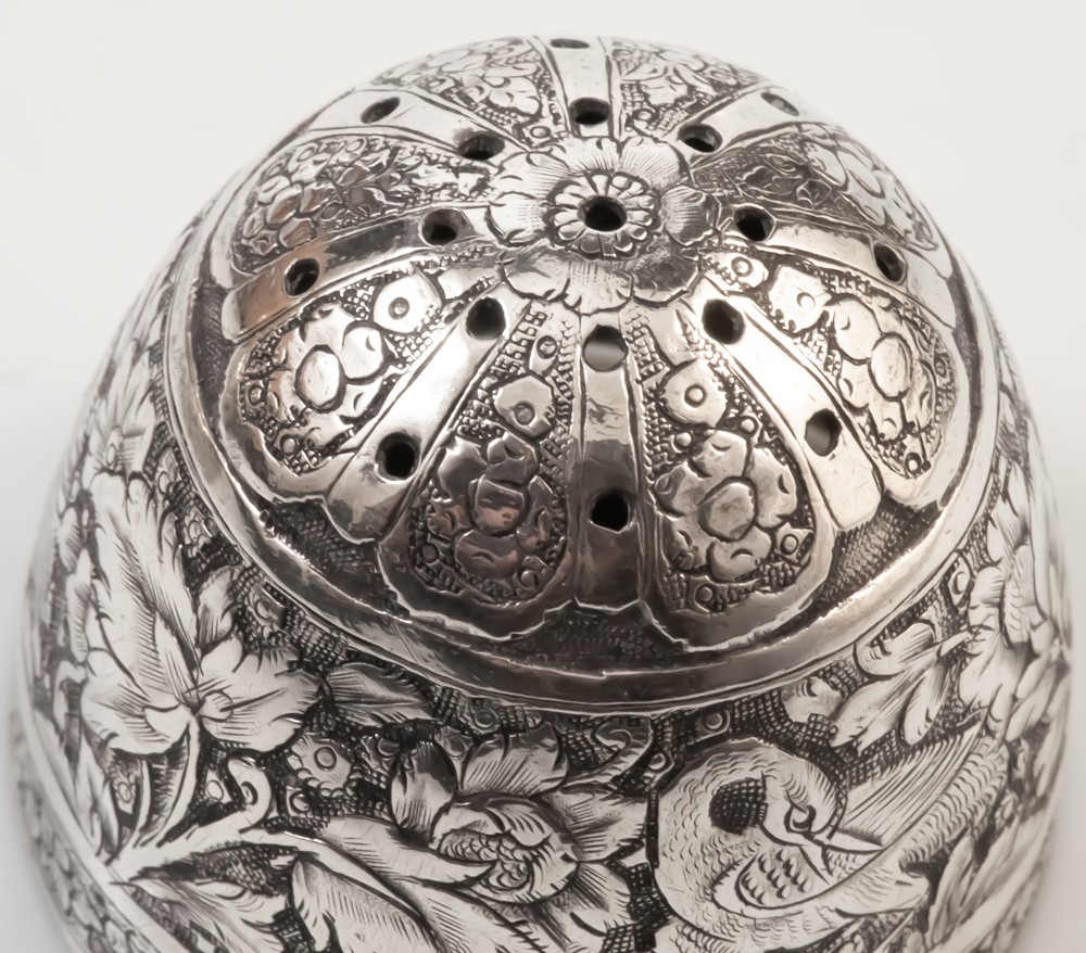 Oeuf en argent saupoudreuse moyen orient Syrie-photo-2