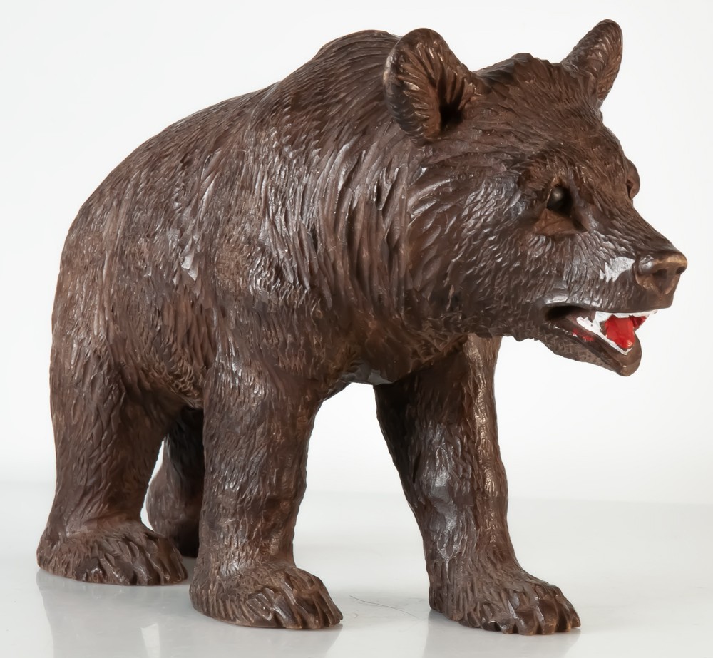 Ours en bois sculpté Forêt Noire