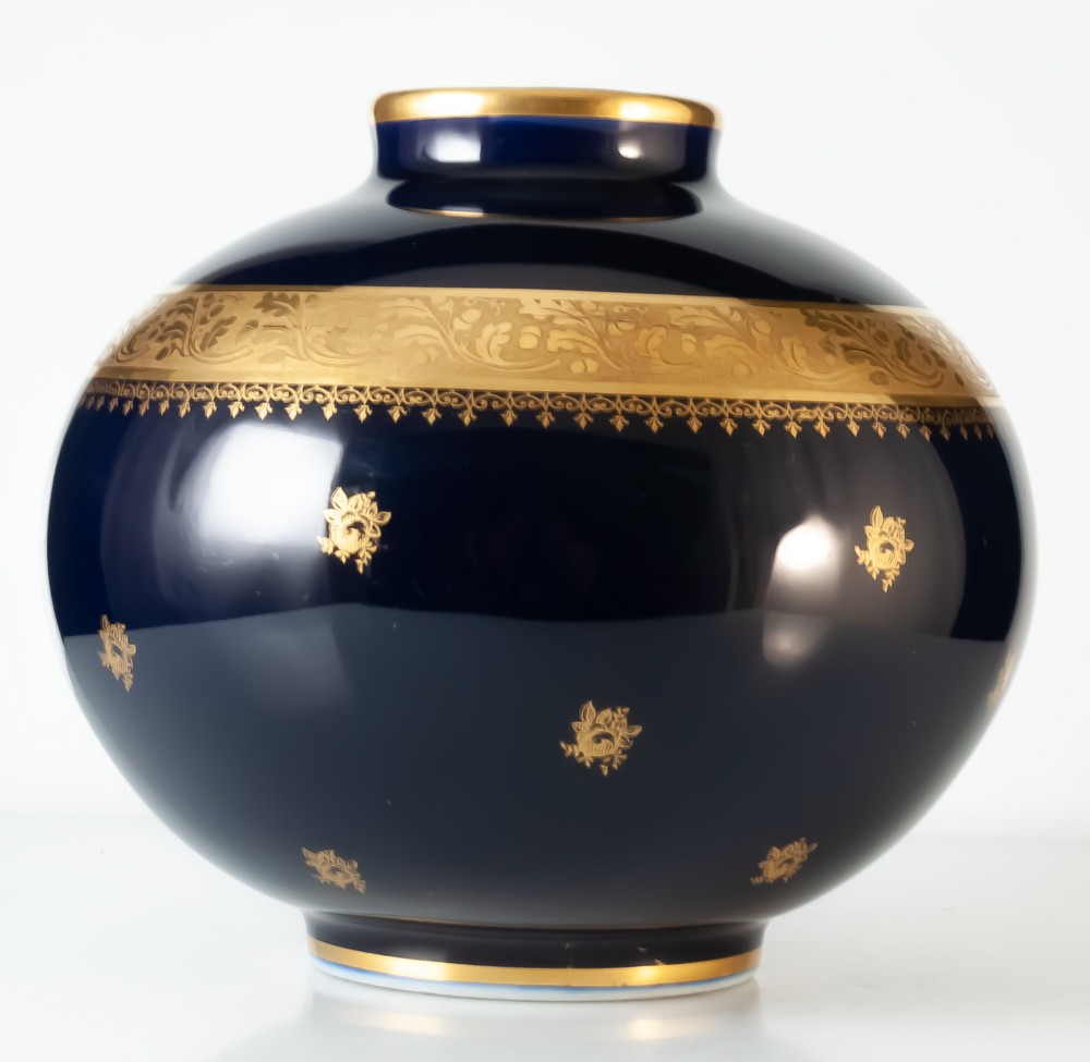Limoges Fontanille Marraud vase boule bleu de four à incrustation or