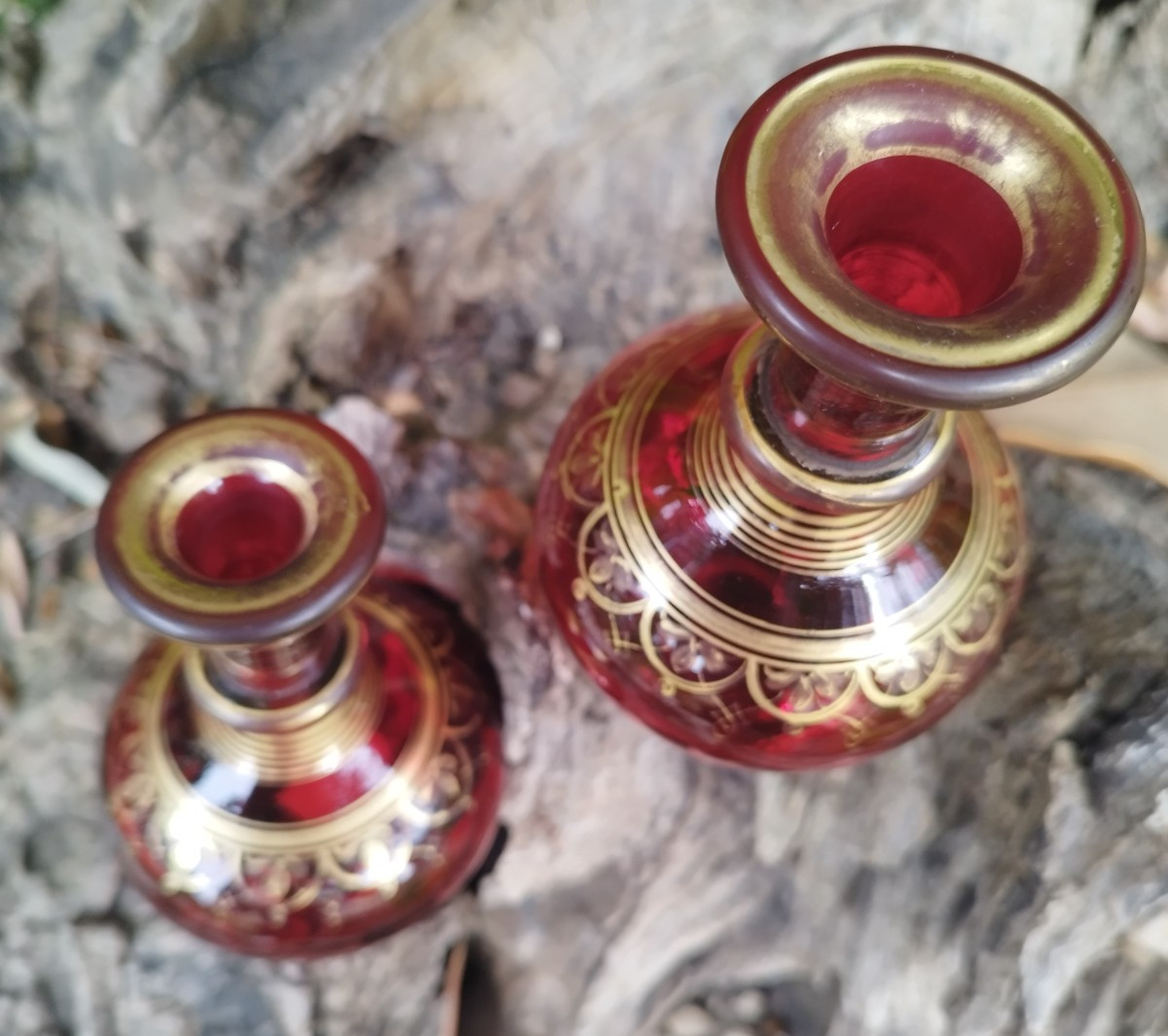 Deux flacons / vases cristal rouge-photo-2