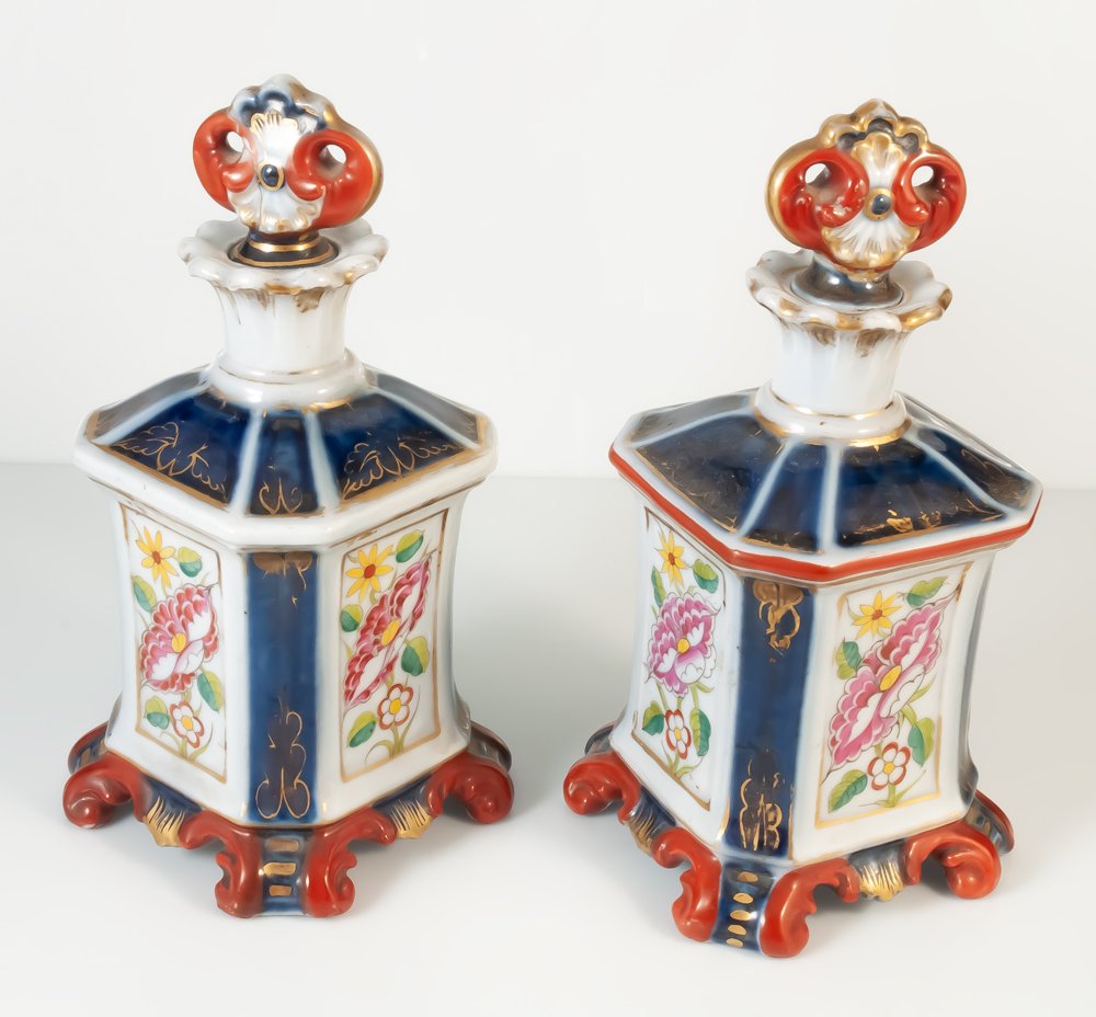 Two Large Perfume Bottles In Bayeux Porcelain With Imari Decoration