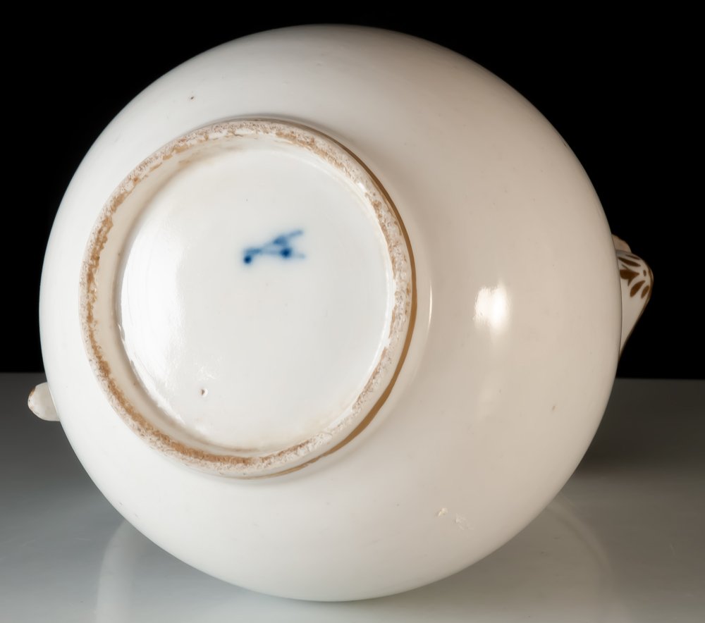 18th-century Porcelain Jug From Locré-photo-4