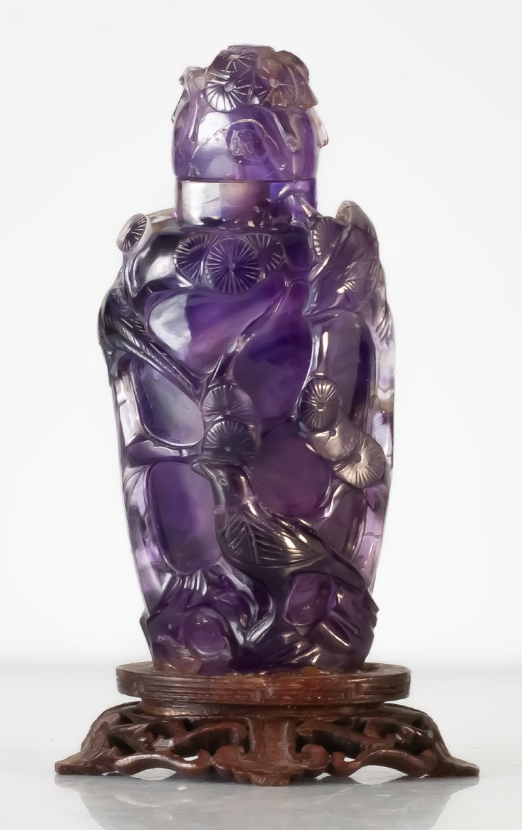 Asian Snuff Box Made Of Amethyst From China And Japan