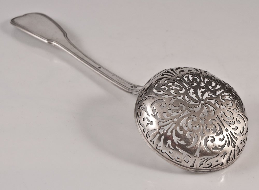 18th Century Sterling Silver Sugar Spoon-photo-3