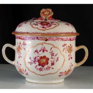 18th Century Chinese Porcelain Broth Bowl / Covered Trembleuse Pot From The East India Company