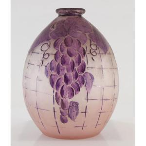 Val Grape Vase Art Deco Engraved Glass