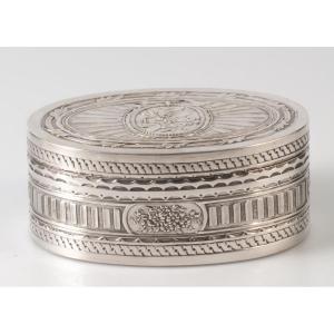 18th Century Solid Silver Snuff Box