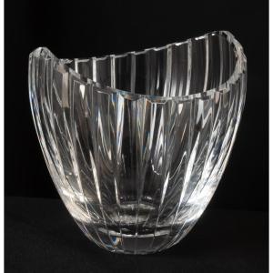 Vase en cristal taillé 1960 forme libre