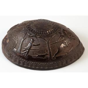 Demi noix de corozo écusson chasse à courre / vènerie