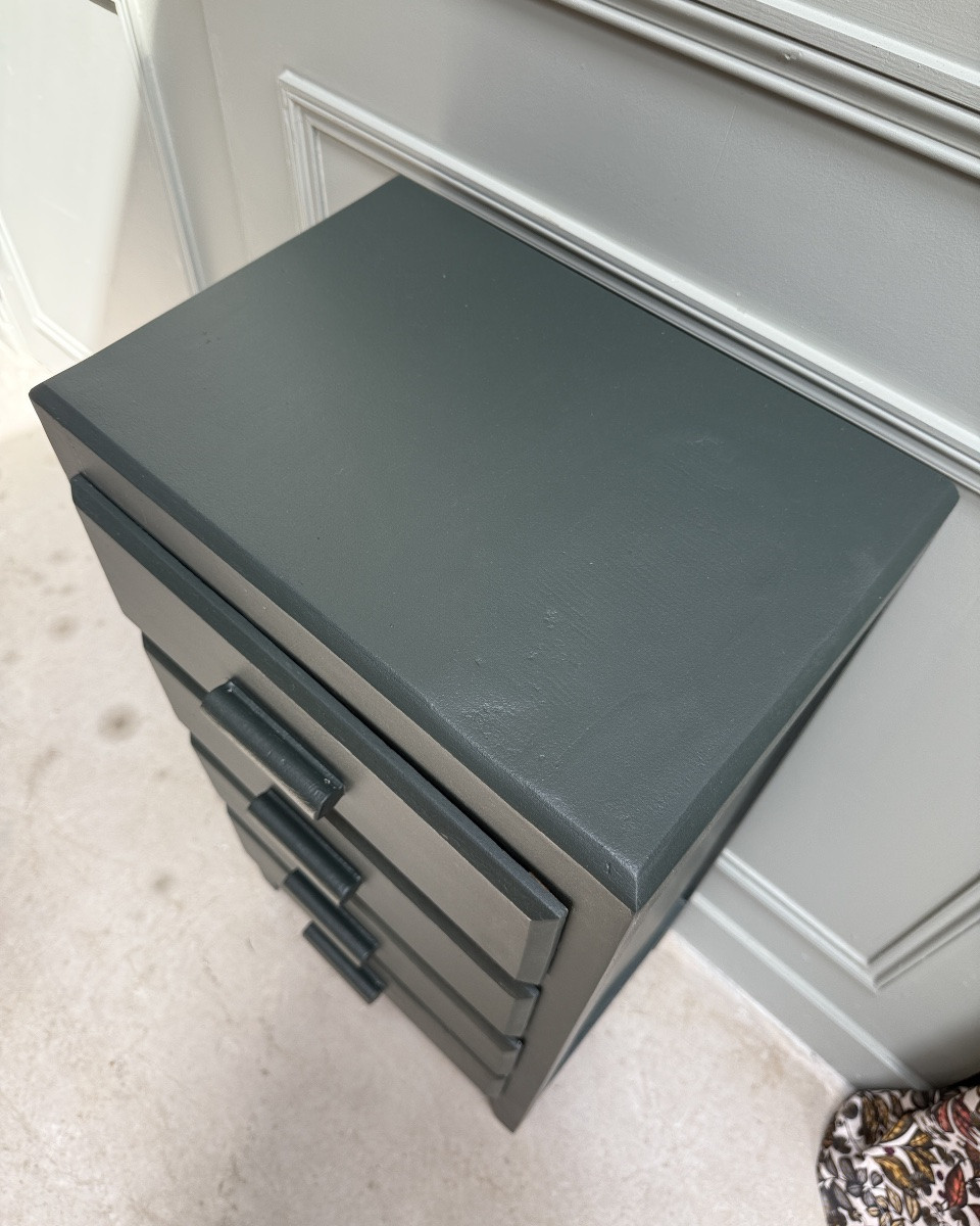 Small Vintage Chest Of Drawers (renovated)-photo-5