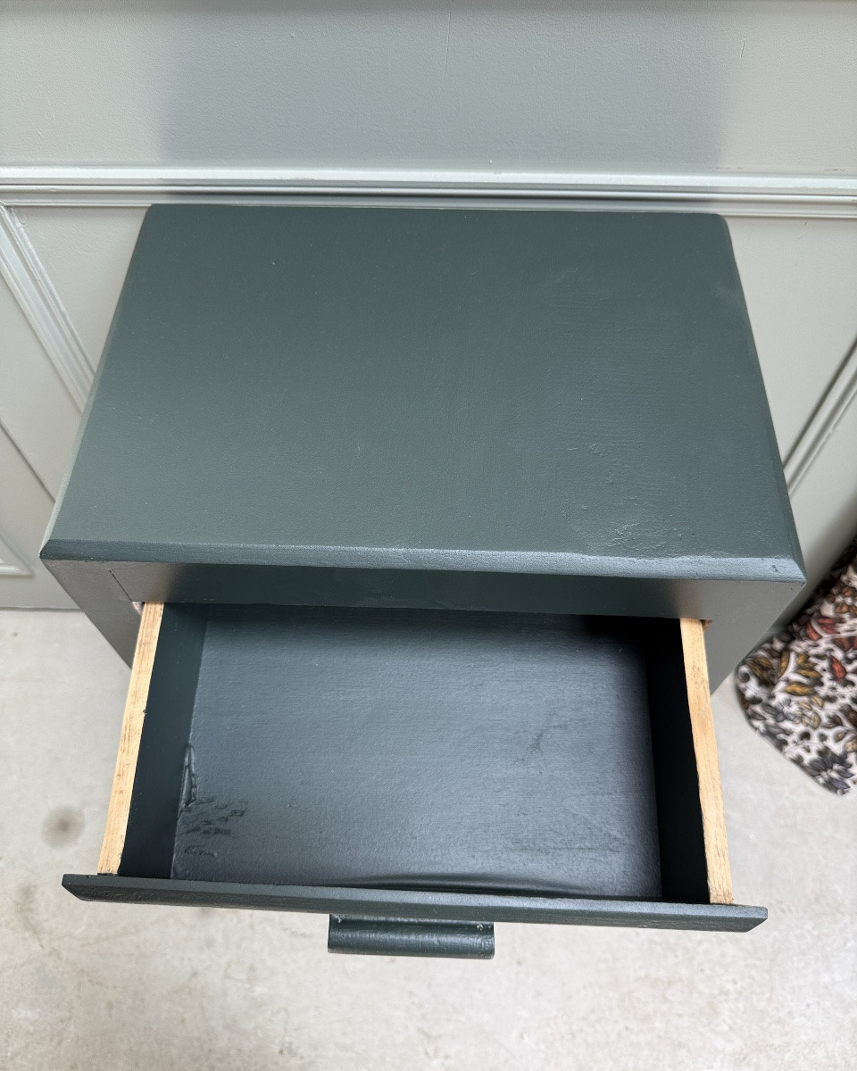 Small Vintage Chest Of Drawers (renovated)-photo-6