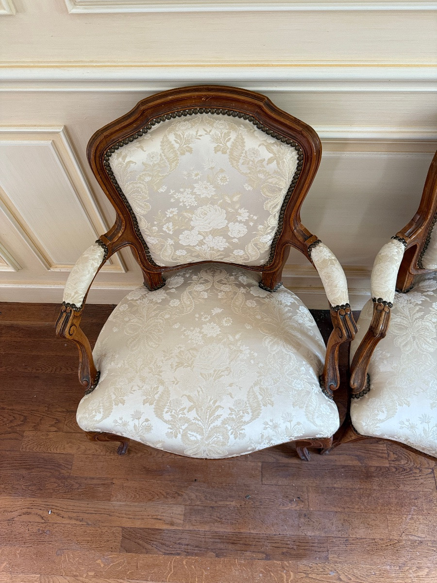 Paire de fauteuils cabriolet Louis XV-photo-1