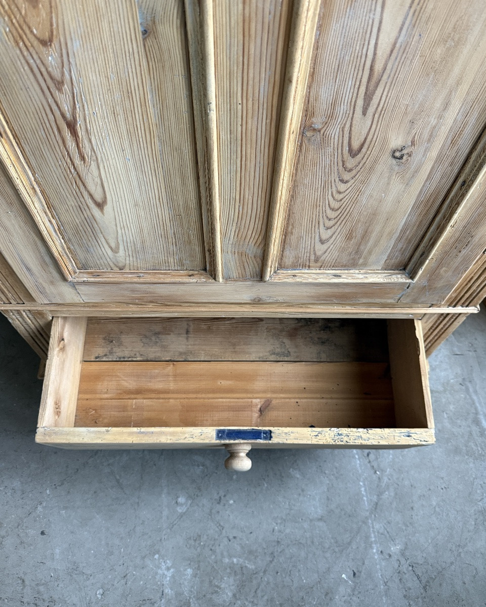 English Pine Bonnet Maker (renovated)-photo-5