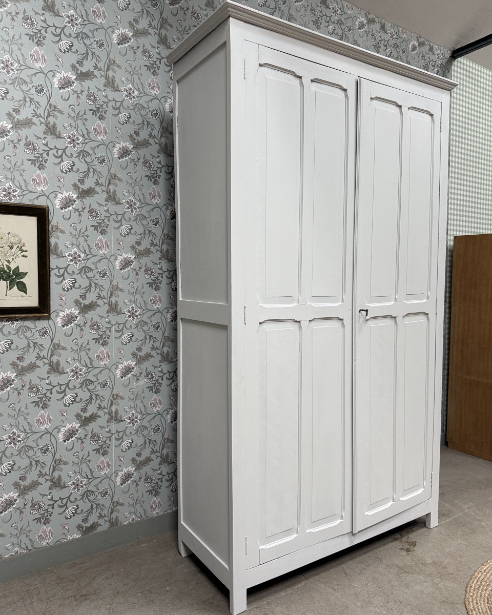 Large Parisian Wardrobe (renovated)-photo-3