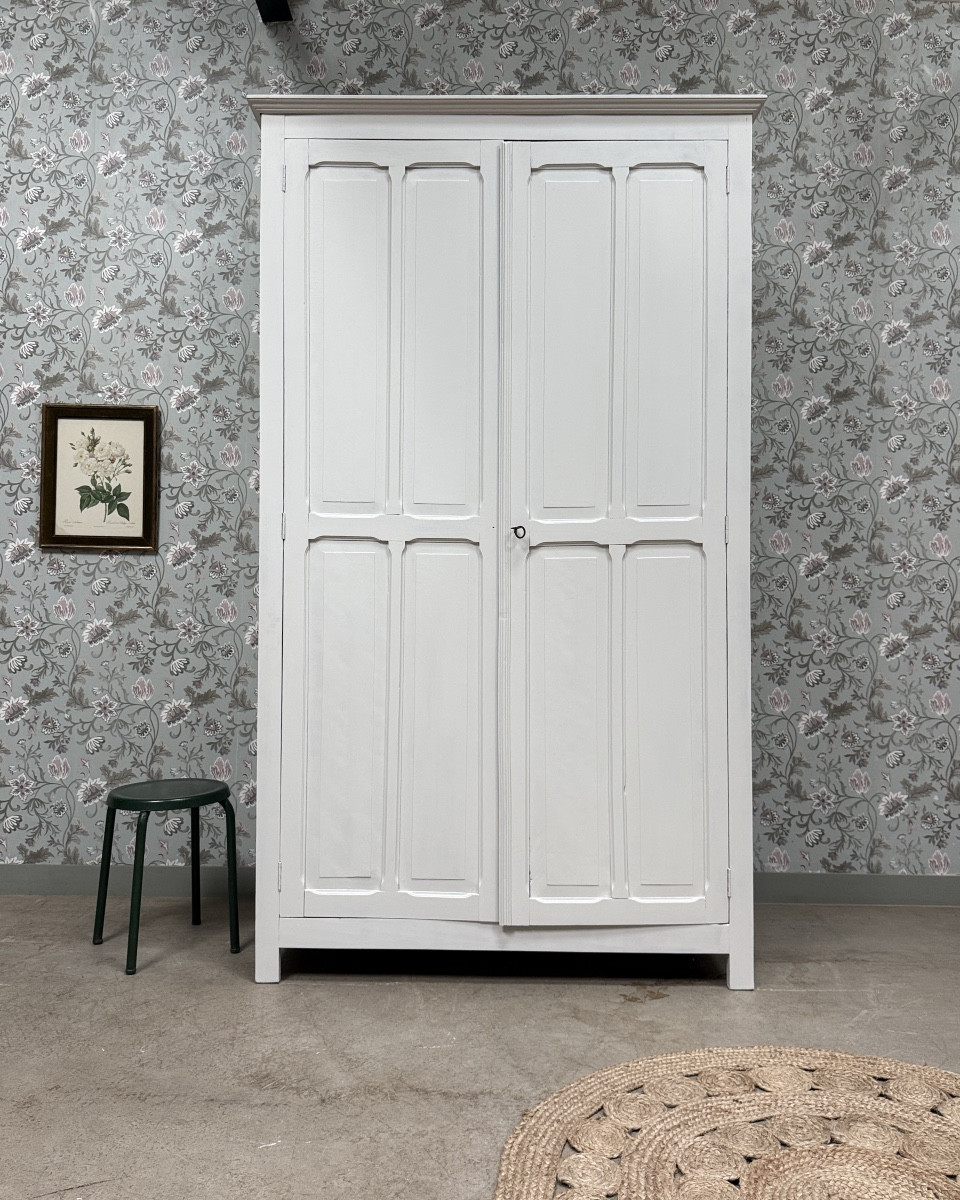 Large Parisian Wardrobe (renovated)