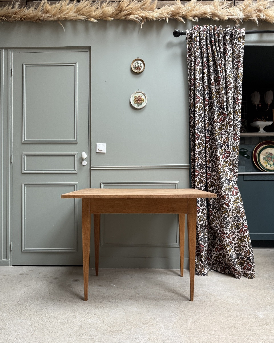 Desk With Spindle Legs-photo-3