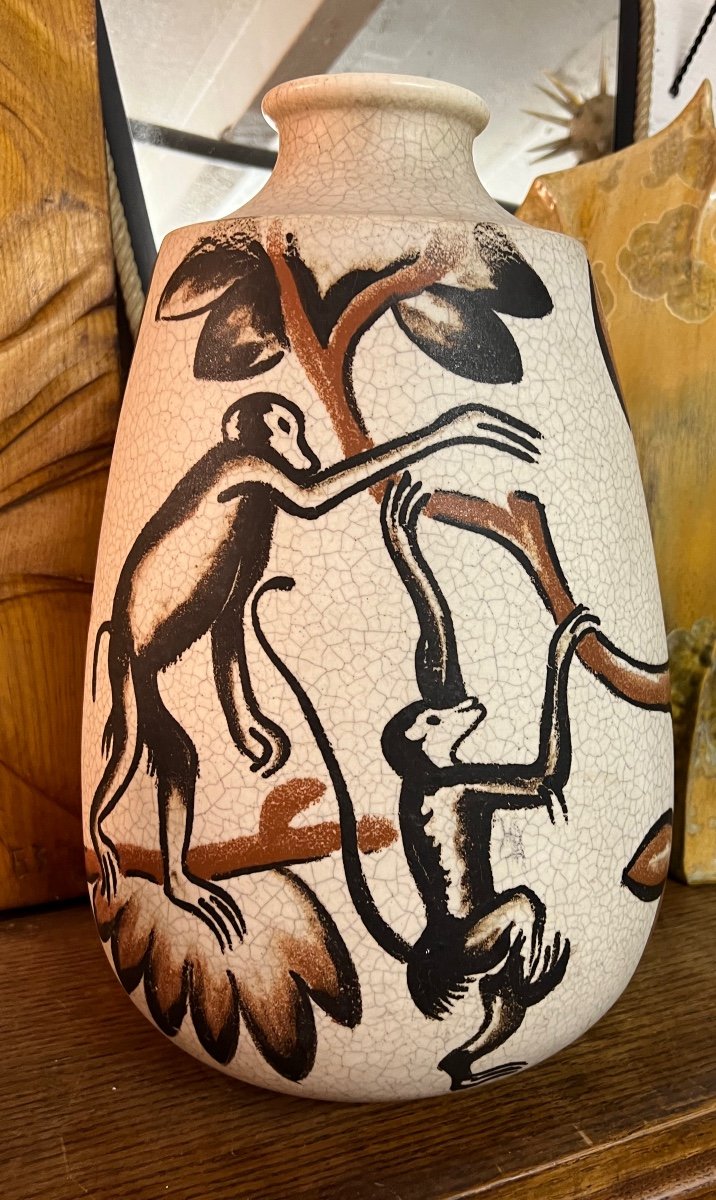 Vase Aux Singes.  
