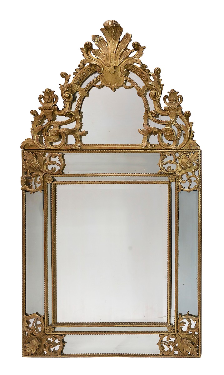 Miroir mural français en bois doré sculpté, époque Régence, XVIIIe siècle