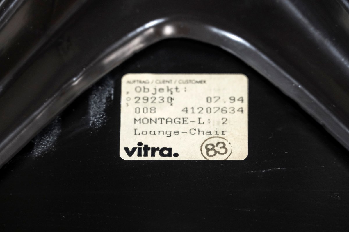 Vintage Eames Lounge Chair And Ottoman Set, Designed By Charles And Ray Eames For Vitra-photo-5