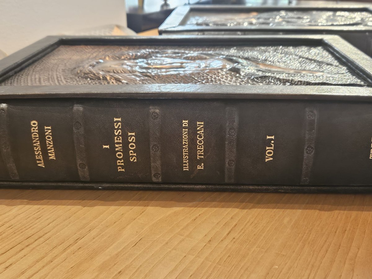 Deux volumes des "I Promessi Sposi" édition spéciale illustrée de 1973-photo-2