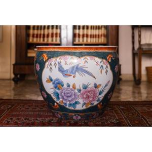 Cachepot With Oriental Scenes