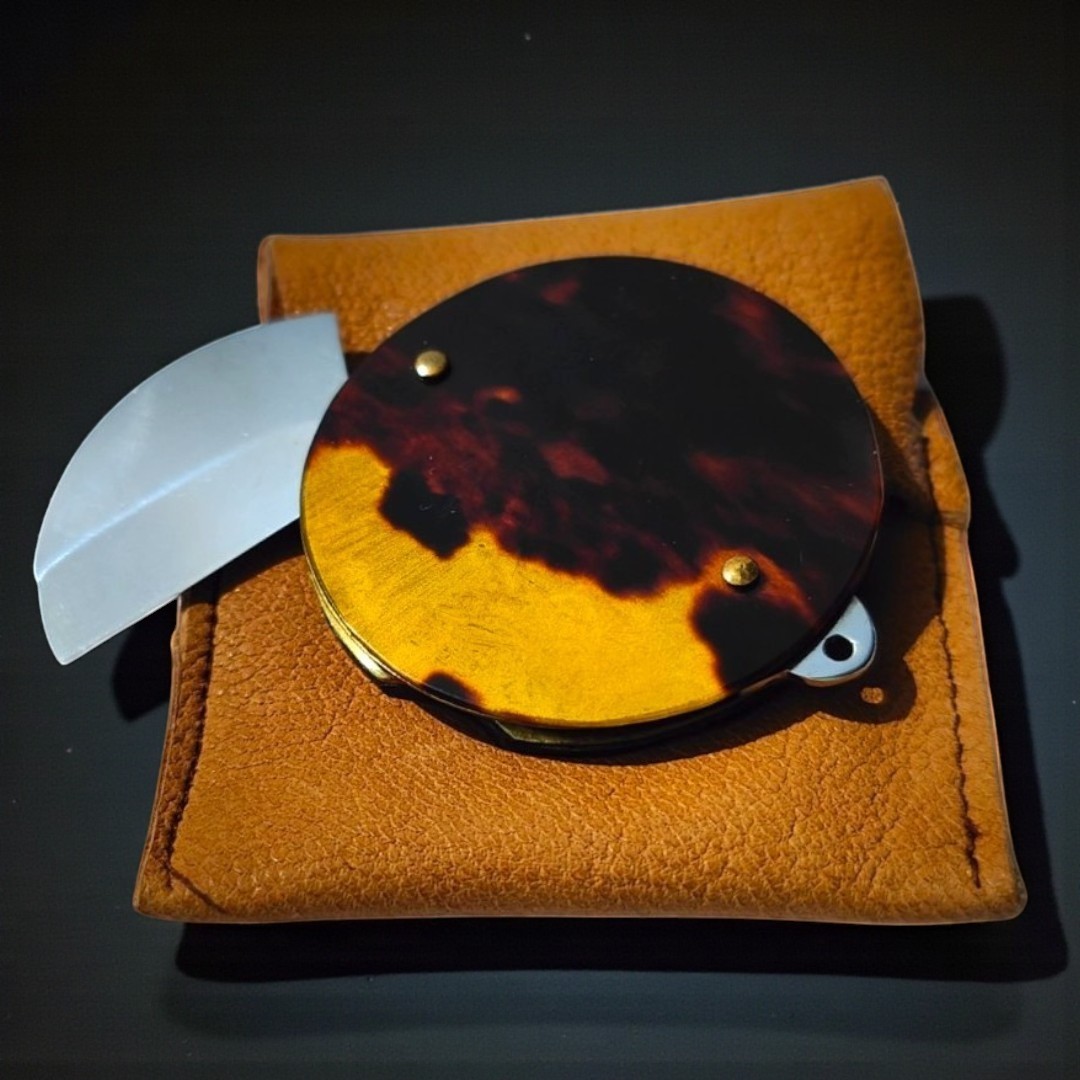 Couteau De Poche Custom Rond En Ecaille Avec Son Etui-photo-4