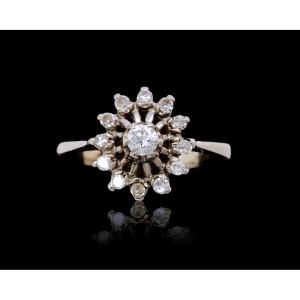 Beautiful 18 Kt White Gold Diamonds Set Daisy Ring,