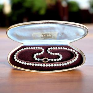 Cased Single Strand White Akoya Pearl Necklace With Diamond Set 18kt Gold Clasp