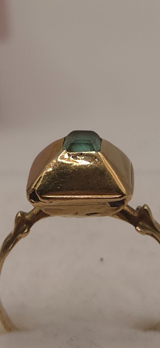 Bague antique à émeraude, style gothique, or 18 carats, XIIIe-XVe siècle, Salzbourg (Nonnberg)-photo-2