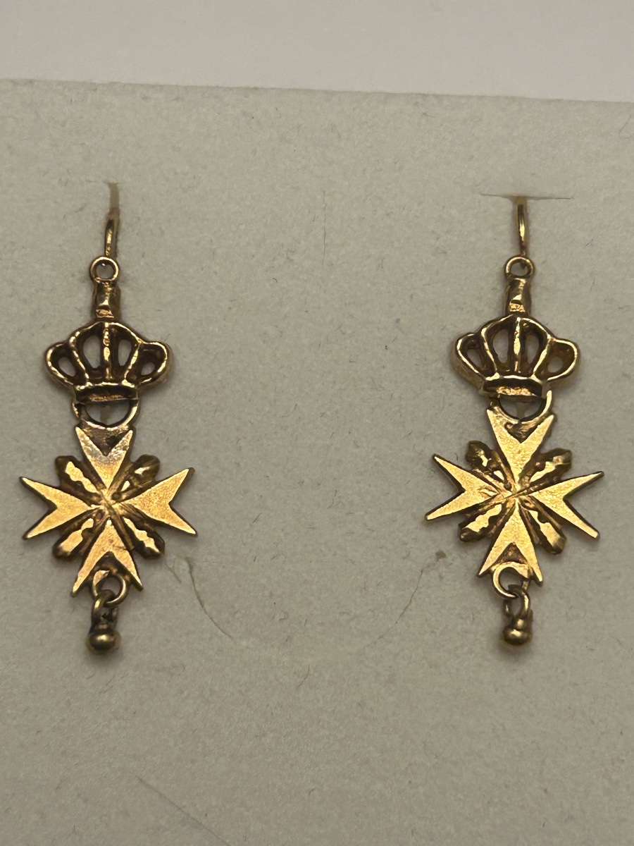 Antique 22-karat Gold Earrings Featuring A Maltese Cross And A Crown, Historicist Style, E-photo-1