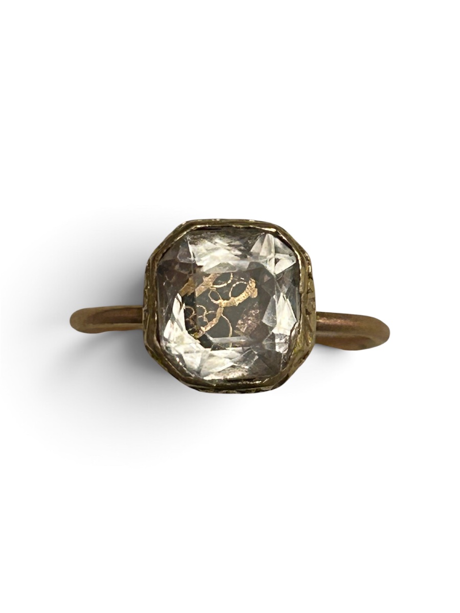 Bague ancienne pour femme en cristal Stuart, style baroque, 1680-1720