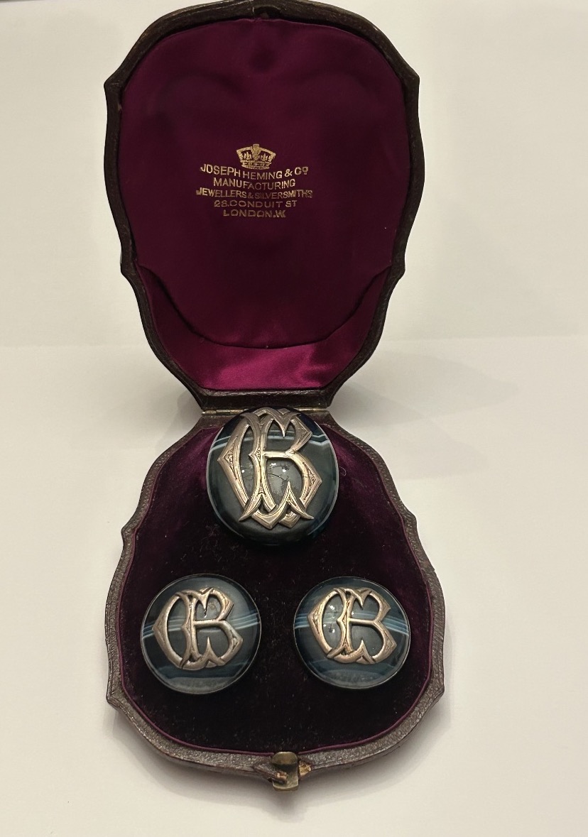 Antique Victorian Agate Jewelry Set, Signed By Joseph Heming, London, In Its Original Case-photo-8