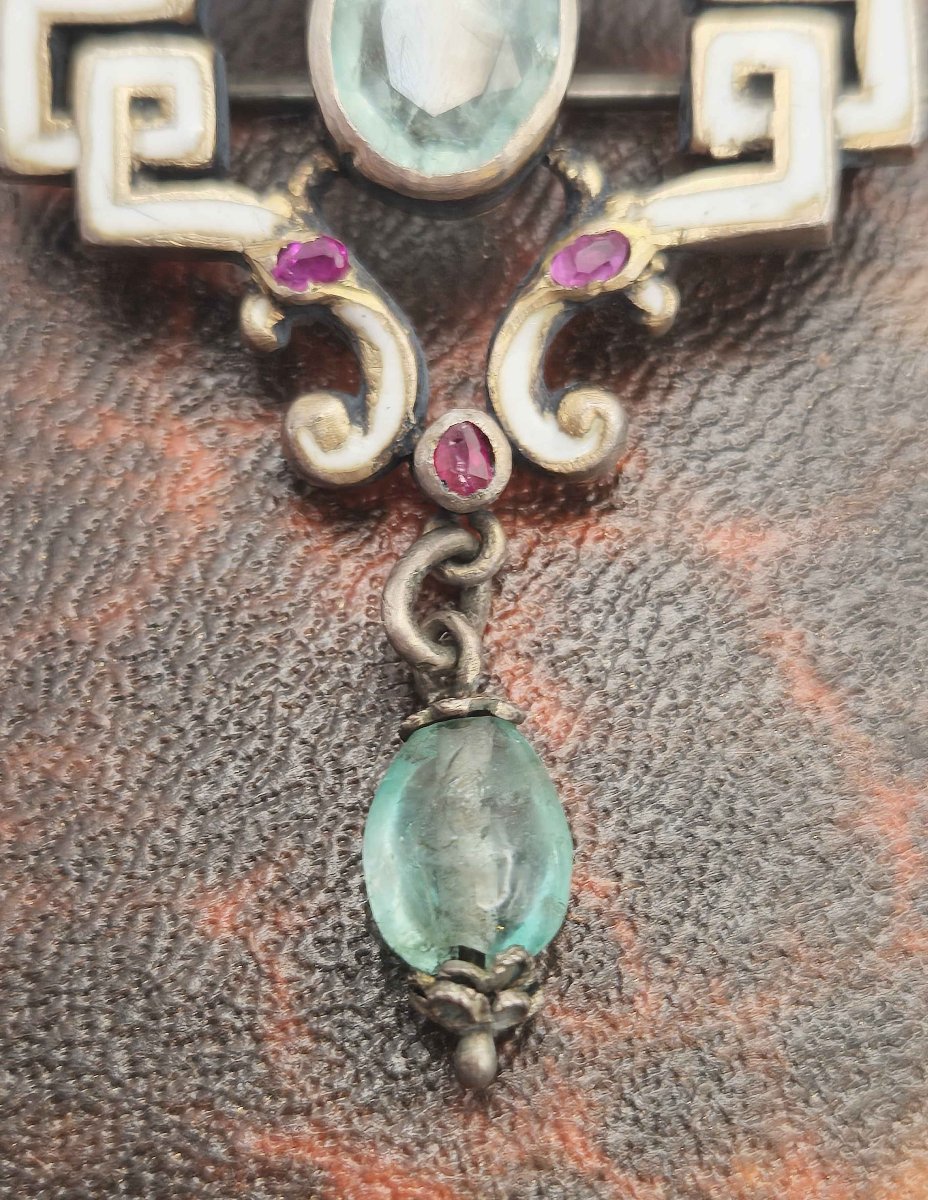 Broche géorgienne rare, sertie de  saphirs roses et d'un béryl vert, vers 1790-photo-3