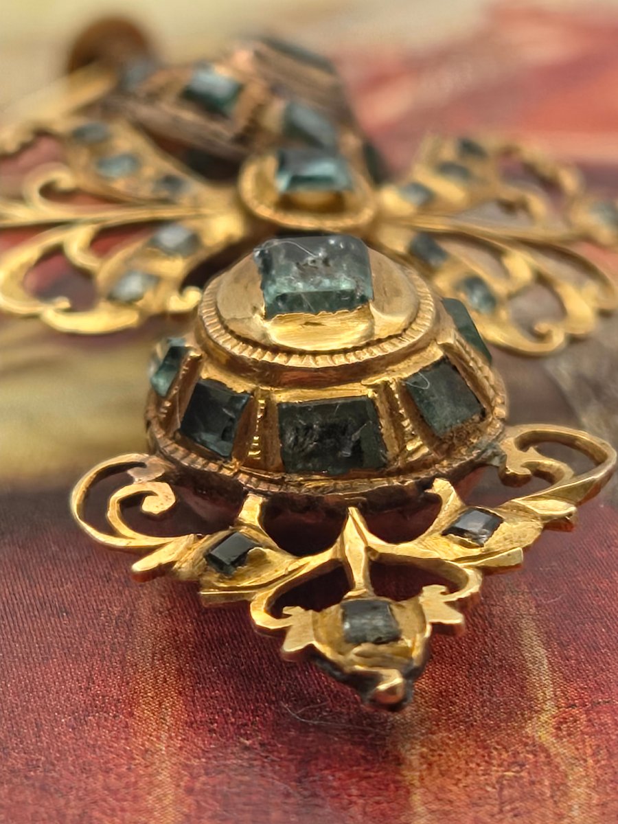 Boucles d'oreilles anciennes ibériques en émeraude, Baroque, Georgian Lazo, or jaune (ca. 1750--photo-4