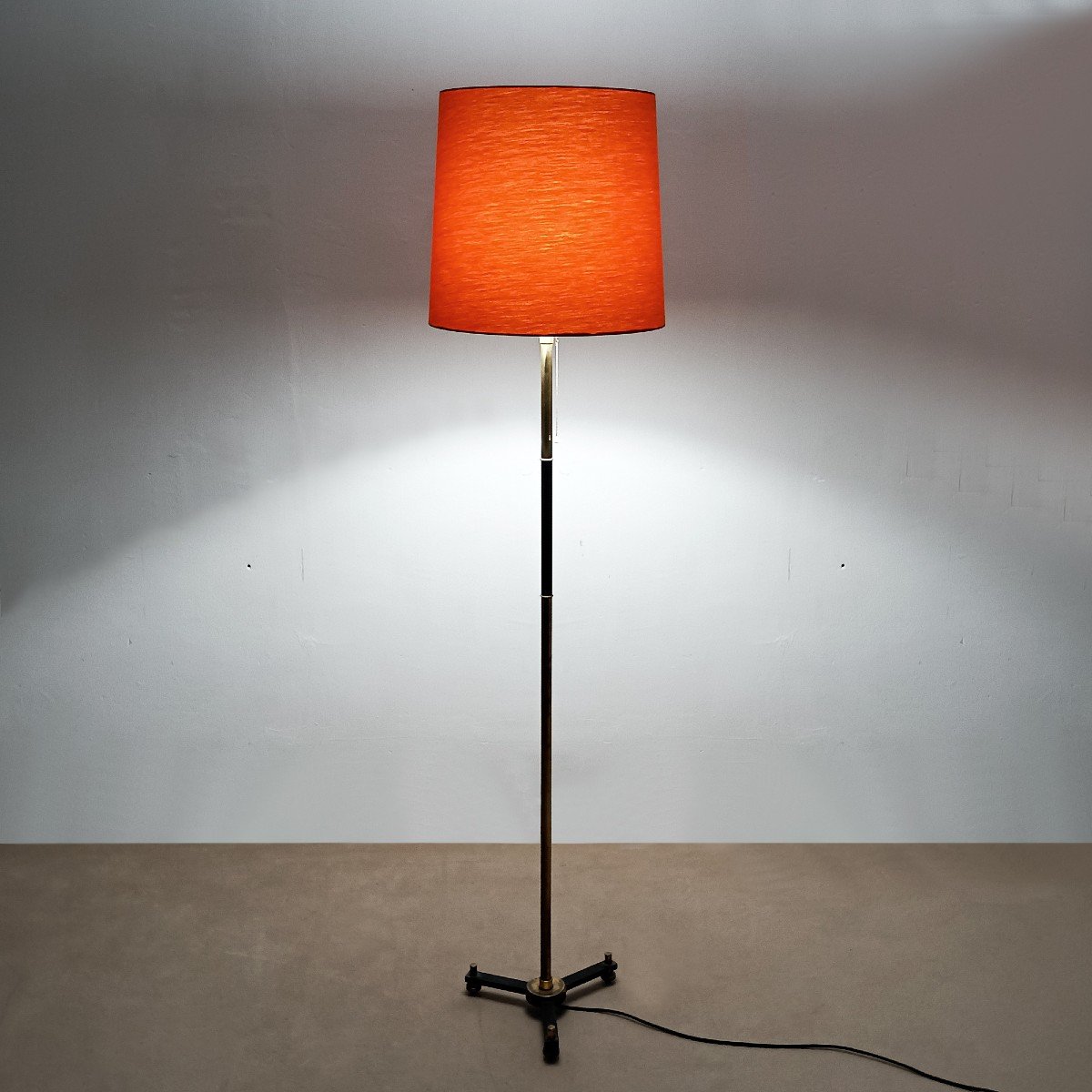 Tripod Floor Lamp – Spain 1950-photo-3