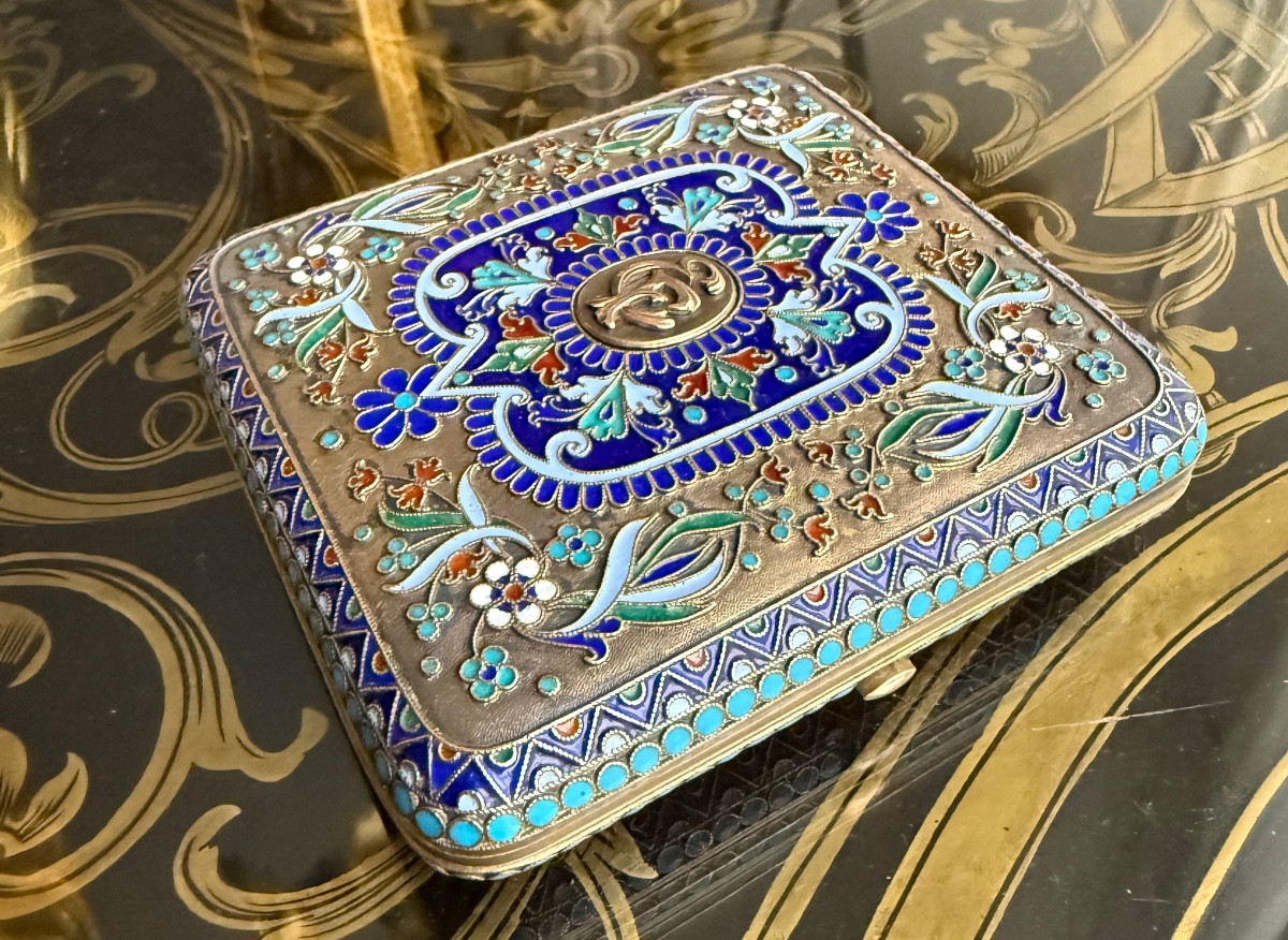 Tabatière russe 84 en argent cloisonné par IVAN  SALTYKOV-photo-3