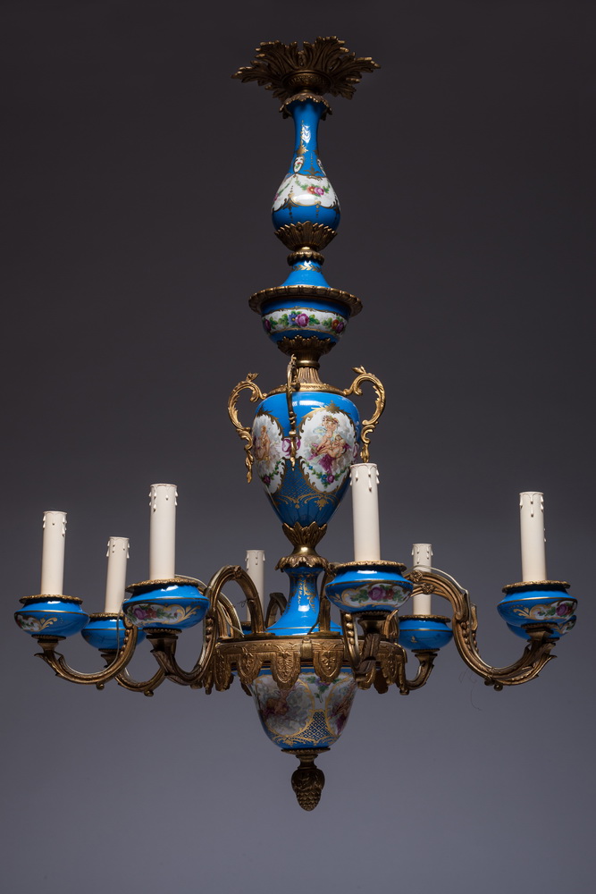 Lustre à 8 Lumières Bleu En Bronze Doré Et Porcelaine De Sèvres-photo-3