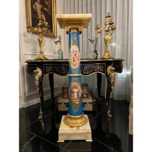 Colonne Piédestal En Porcelaine De Sèvres Montée En Bronze Dore Et Onyx Signée Quentin 19e Siec