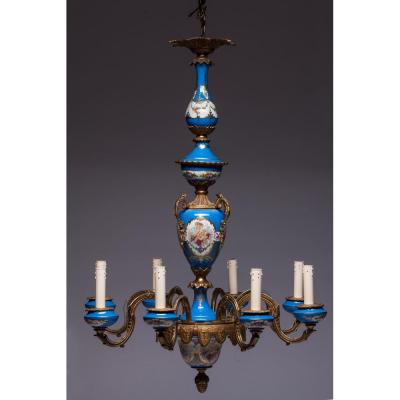 Lustre à 8 Lumières Bleu En Bronze Doré Et Porcelaine De Sèvres