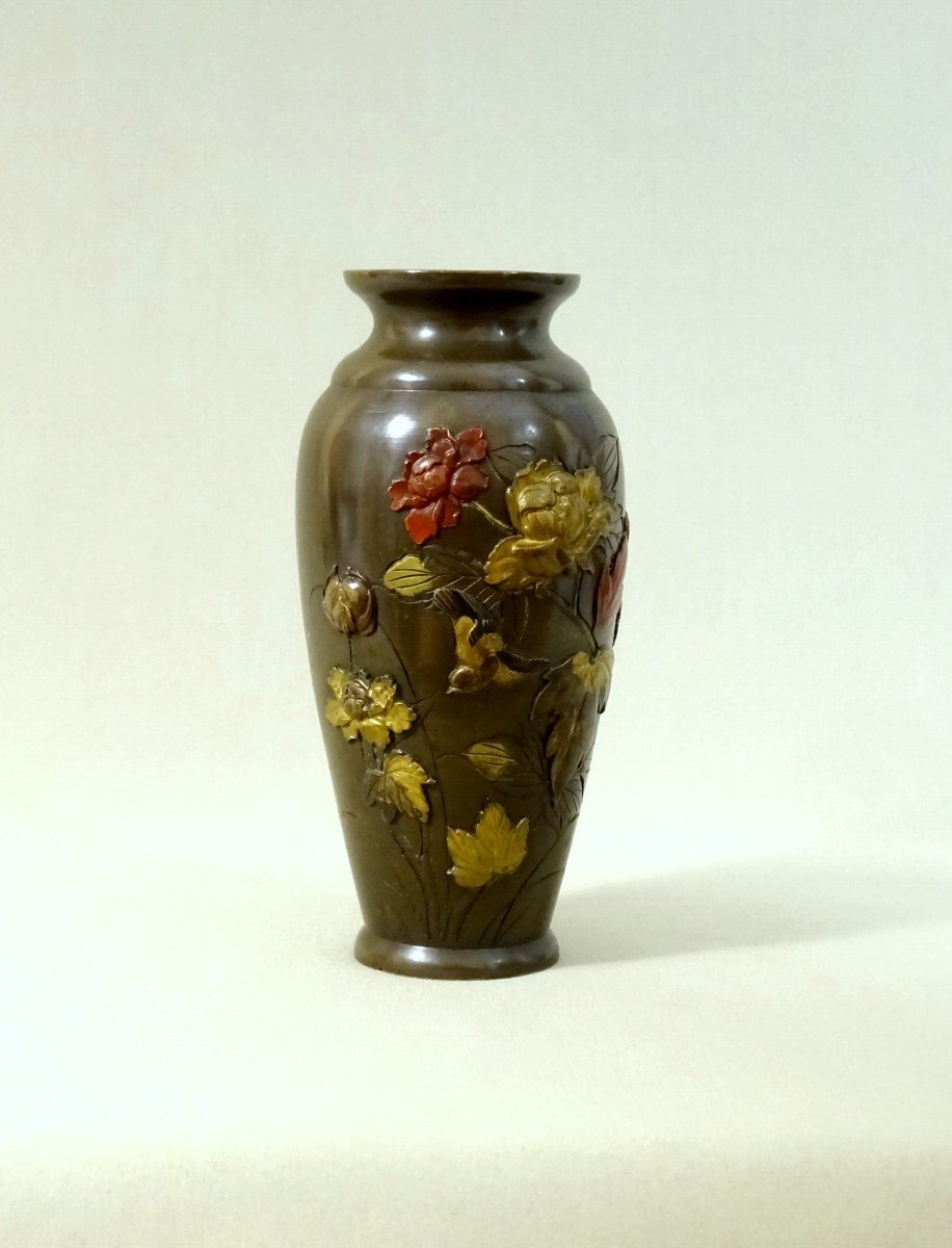 Japon, Période Meiji, XIXeme Siècle, Vase En Shibuichi à Patine Suaka à Décor Incrusté, Doré, Argenté et Ciselé-photo-2