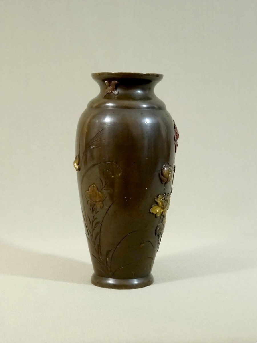 Japon, Période Meiji, XIXeme Siècle, Vase En Shibuichi à Patine Suaka à Décor Incrusté, Doré, Argenté et Ciselé-photo-4