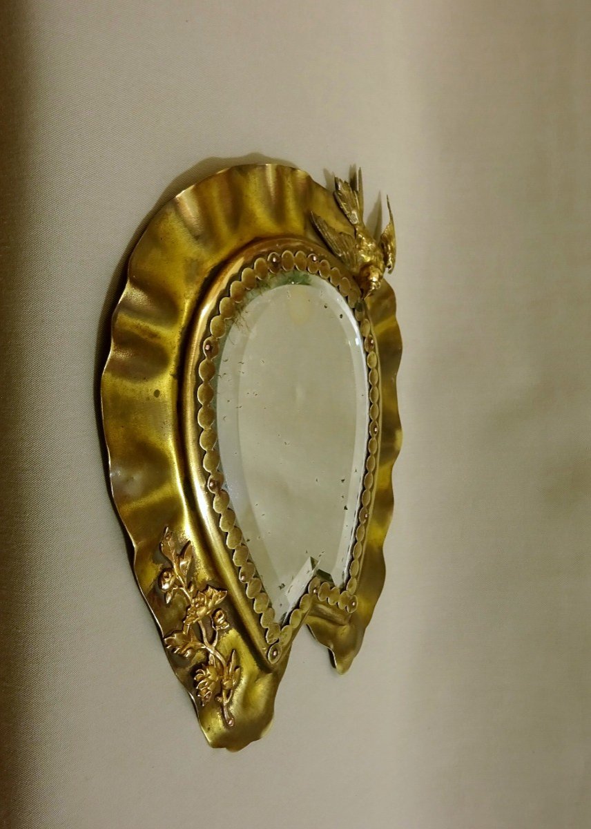 Miroir Mouvementé Du 19e Siècle En Laiton Doré aux Motifs En Applique De Fleurs et d'un Oiseau-photo-2