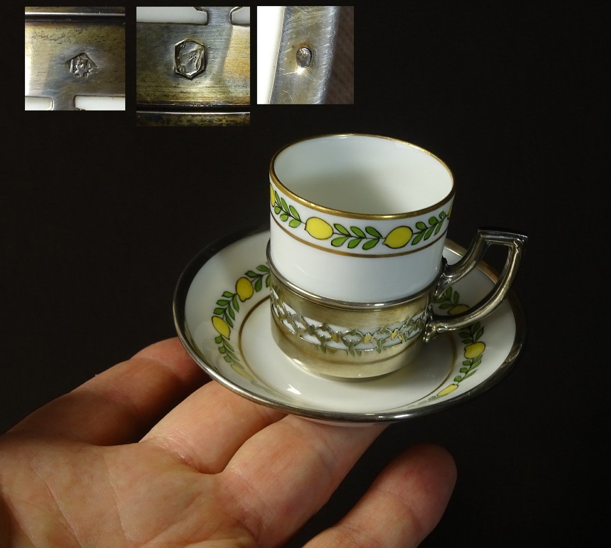 Tasse Litron à Moka en Porcelaine & Monture en Argent, Decor de Citrons,  Marque De Sevres-photo-4