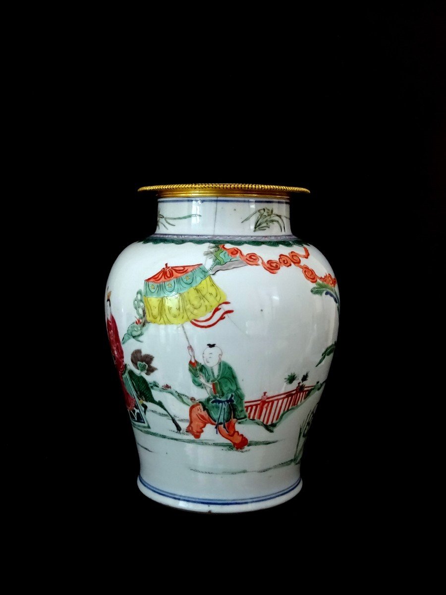 Chine Kangxi Dynastie , Important Vase  Porcelaine à Décor Du Jeune Empereur Chevauchant Une Chimère-photo-4