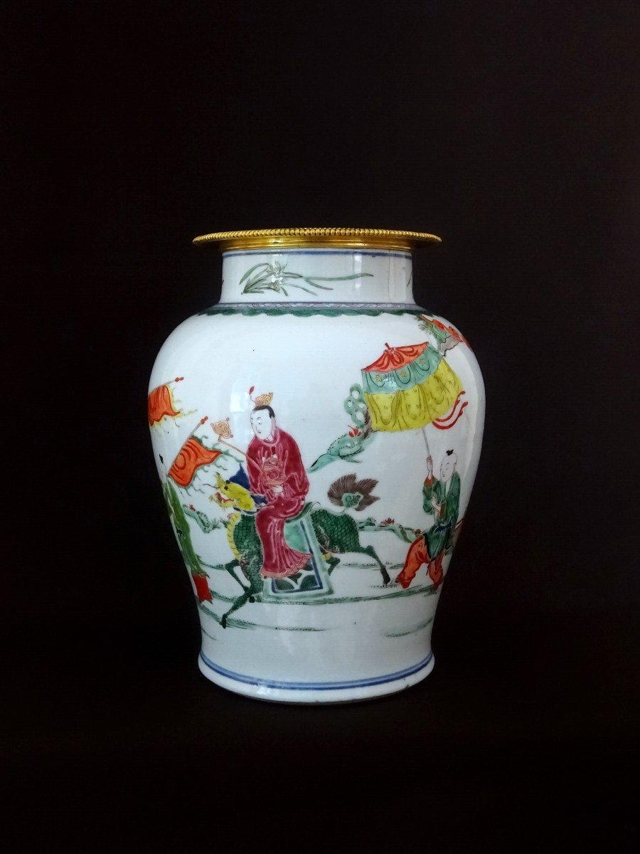 China Kangxi Dynasty (1661-1722), Important  Porcelain Vase Decorated With The Young Emperor Riding A Chimera