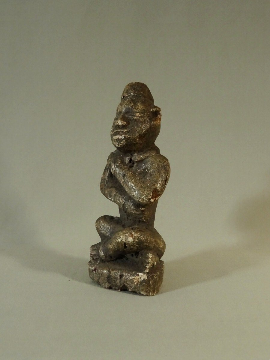 Republic Of Congo, Ntadi/bitumba Bakongo Funeral Statuette, Seated Figure In Tailor, African Tribal Art-photo-4