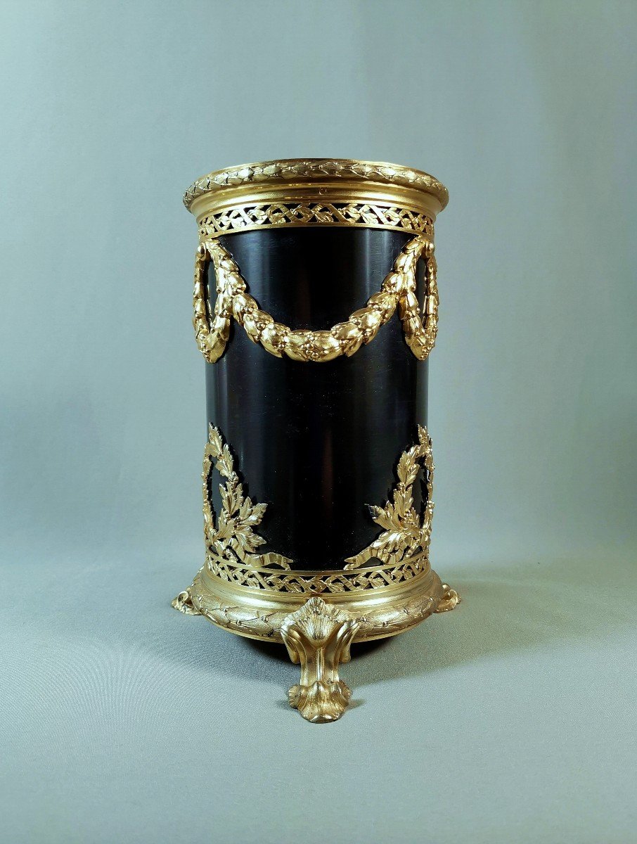 Goldsmith Boin Taburet Louis XVI Style Tubular Vase In Silver Vermeil & Iridescent Black Gunmetal Patina-photo-4