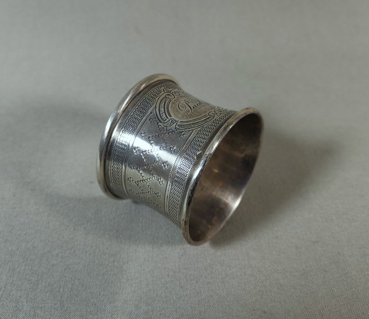 Coulant ou Rond de Serviette du XIXeme Siècle en Argent Minerve, Orfèvre César Tonnelier (1845-1882)-photo-2
