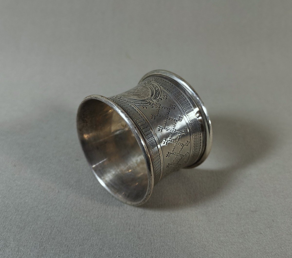 Flowing Or Napkin Ring From The 19th Century In Silver Minerva, Goldsmith César Tonnelier (1845-1882)-photo-3