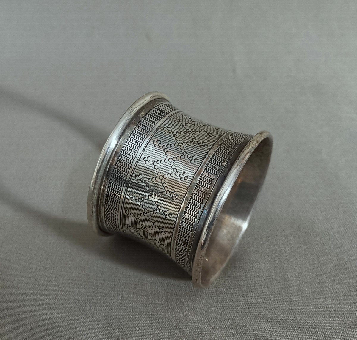 Flowing Or Napkin Ring From The 19th Century In Silver Minerva, Goldsmith César Tonnelier (1845-1882)-photo-3